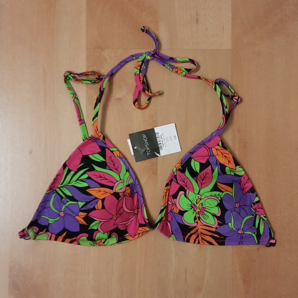 NWT, Topshop Triangle Floral Bikini Top